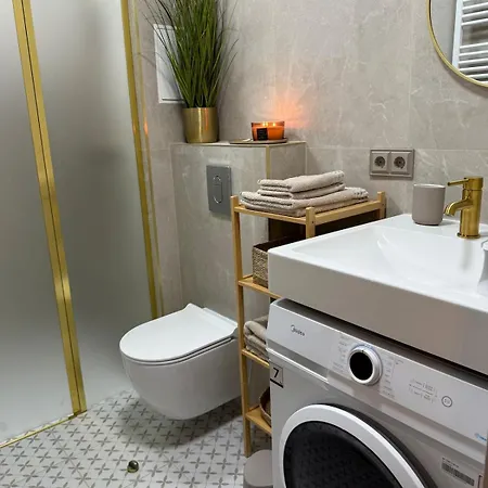 Baltic Comfort - Private 2br For 6 Riga