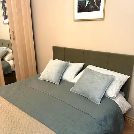 Baltic Comfort - Private 2br For 6 Riga